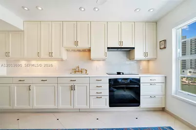 2455 Flamingo #501, Miami Beach, FL 33140 - Photo 4