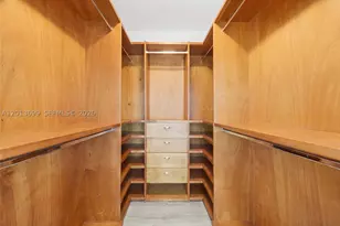 601 NE 36th, Miami, FL 33137 - Photo 22