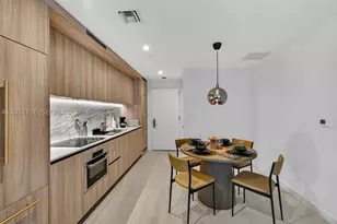 77 SE 5th, Miami, FL 33131 - Photo 10