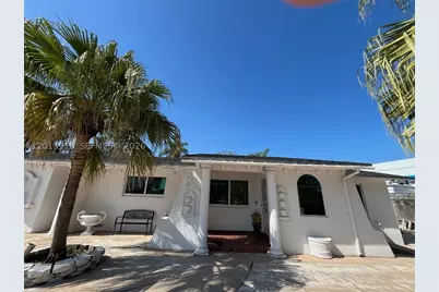 2525 SW 107th, Miami, FL 33165 - Photo 2