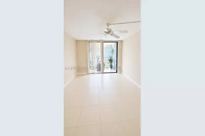 900 Saint Charles #520, Pembroke Pines, FL 33026 - Photo 6