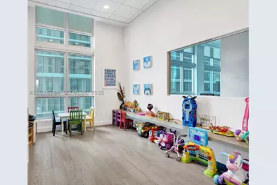 300 S Biscayne #L-L32, Miami, FL 33131 - Photo 20