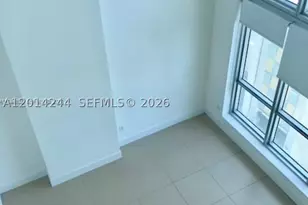 300 S Biscayne, Miami, FL 33131 - Photo 4