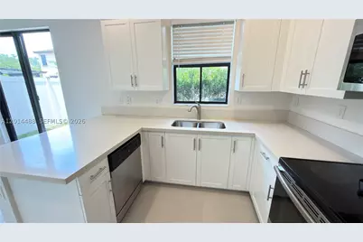 3469 W 106th, Hialeah, FL 33018 - Photo 20