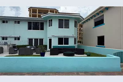 3400 N Surf #1, Hollywood, FL 33019 - Photo 2