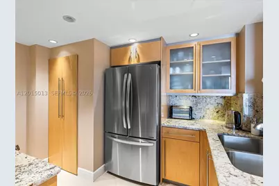 701 Brickell Key #2511, Miami, FL 33131 - Photo 10