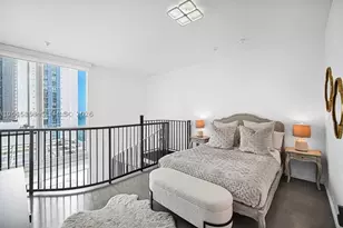 300 S Biscayne, Miami, FL 33131 - Photo 12