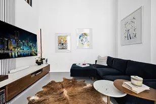 300 S Biscayne, Miami, FL 33131 - Photo 2
