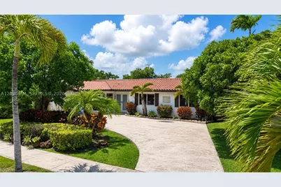 10435 SW 92nd, Miami, FL 33176 - Photo 1