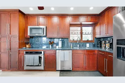 10435 SW 92nd, Miami, FL 33176 - Photo 12