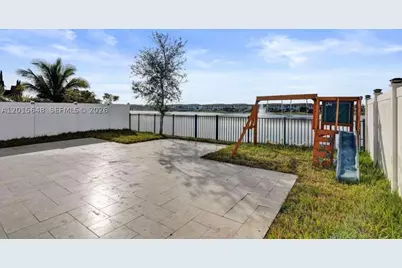 3460 W 103rd, Hialeah, FL 33018 - Photo 42