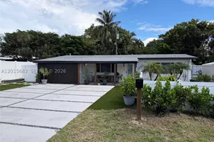 310 NE 12th, Pompano Beach, FL 33060 - Photo 2