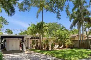 636 NE 17th, Fort Lauderdale, FL 33304 - Photo 2