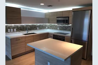 16385 Biscayne #519, North Miami Beach, FL 33160 - Photo 8