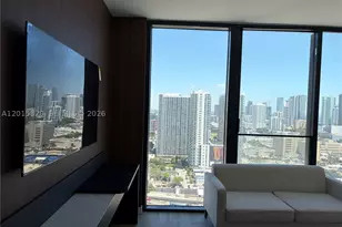 20 NE 11th, Miami, FL 33132 - Photo 10