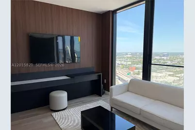 20 NE 11th #2805, Miami, FL 33132 - Photo 8