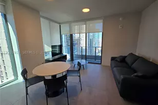121 NE 5, Miami, FL 33132 - Photo 2