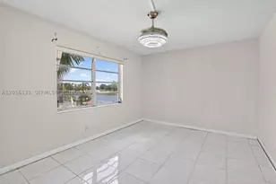 3048 E Sunrise Lakes, Sunrise, FL 33322 - Photo 20