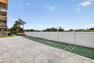 3048 E Sunrise Lakes, Sunrise, FL 33322 - Photo 42