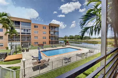 3048 E Sunrise Lakes #220, Sunrise, FL 33322 - Photo 30