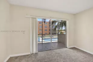 3048 E Sunrise Lakes, Sunrise, FL 33322 - Photo 18