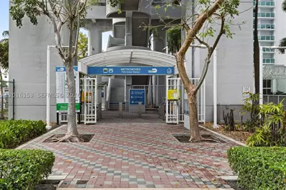 31 SE 6th #1904, Miami, FL 33131 - Photo 24