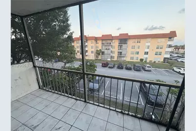 4152 Inverrary #303, Lauderhill, FL 33319 - Photo 2