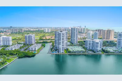 3600 Mystic Pointe #306, Aventura, FL 33180 - Photo 24