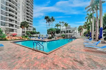 3600 Mystic Pointe #306, Aventura, FL 33180 - Photo 42