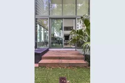 6000 Collins #129, Miami Beach, FL 33140 - Photo 12