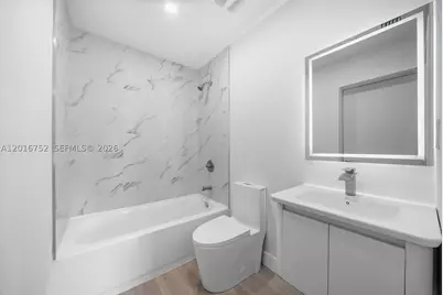 4746 NW 10th, Miami, FL 33127 - Photo 32