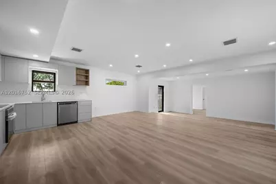 4746 NW 10th, Miami, FL 33127 - Photo 8