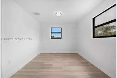 4746 NW 10th, Miami, FL 33127 - Photo 30