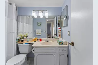 9820 S Hollybrook Lake #208, Pembroke Pines, FL 33025 - Photo 12