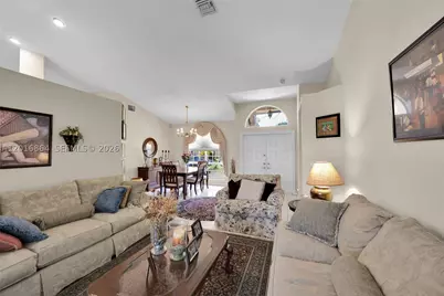 701 SW 93rd, Pembroke Pines, FL 33025 - Photo 6