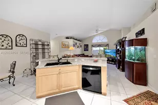 701 SW 93rd, Pembroke Pines, FL 33025 - Photo 12