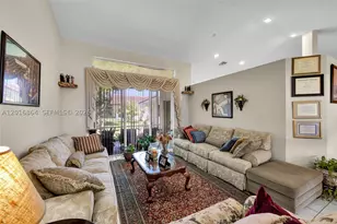 701 SW 93rd, Pembroke Pines, FL 33025 - Photo 4