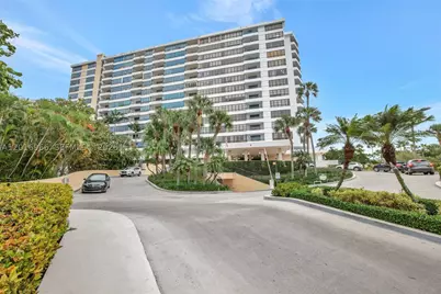 500 Three Islands #622, Hallandale Beach, FL 33009 - Photo 2
