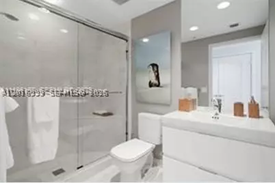 17111 Biscayne #209, North Miami Beach, FL 33160 - Photo 32