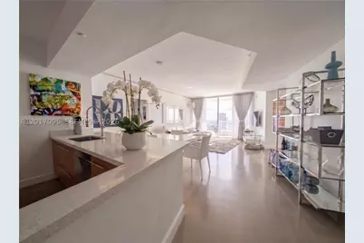 400 Alton #1709, Miami Beach, FL 33139 - Photo 2