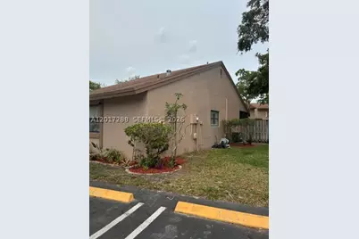 19 Chestnut, Cooper City, FL 33026 - Photo 2
