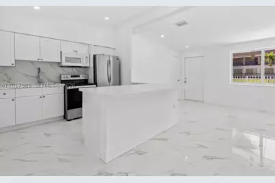 8400 NW 24th, Miami, FL 33147 - Photo 6