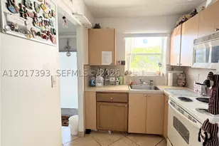 8130 Sunrise Lakes, Sunrise, FL 33322 - Photo 2