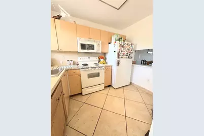 8130 Sunrise Lakes #202, Sunrise, FL 33322 - Photo 1