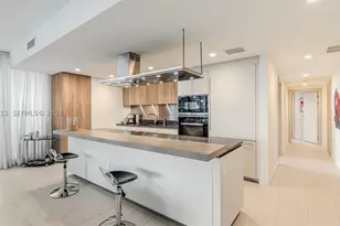 1000 Brickell, Miami, FL 33131 - Photo 14