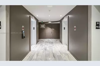 1000 Brickell #3002, Miami, FL 33131 - Photo 8