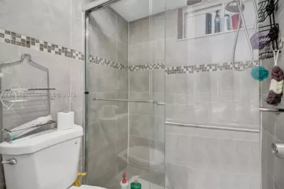 7850 Byron #702, Miami Beach, FL 33141 - Photo 12