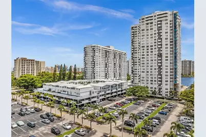 2780 NE 183rd #302, Aventura, FL 33160 - Photo 28