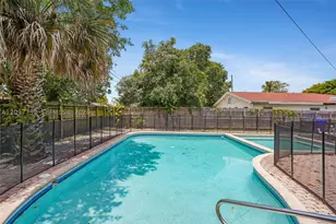 2844 Funston, Hollywood, FL 33020 - Photo 22