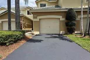 2434 Cordoba, Weston, FL 33327 - Photo 2